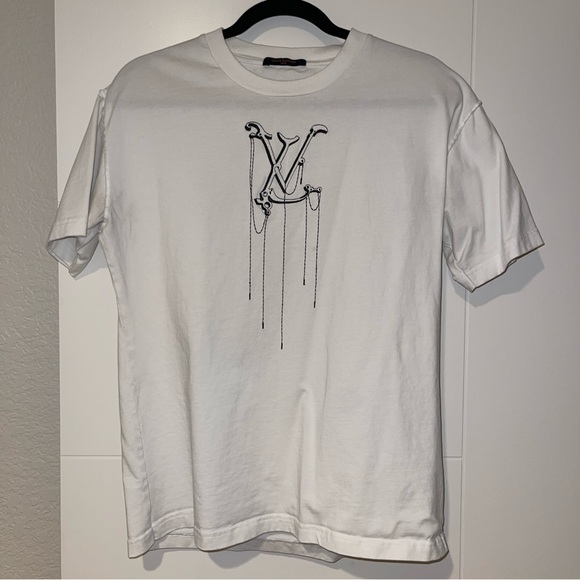 Louis Vuitton Other - Louis Vuitton LV Pendant Embroidered White/Black T-Shirt Size M